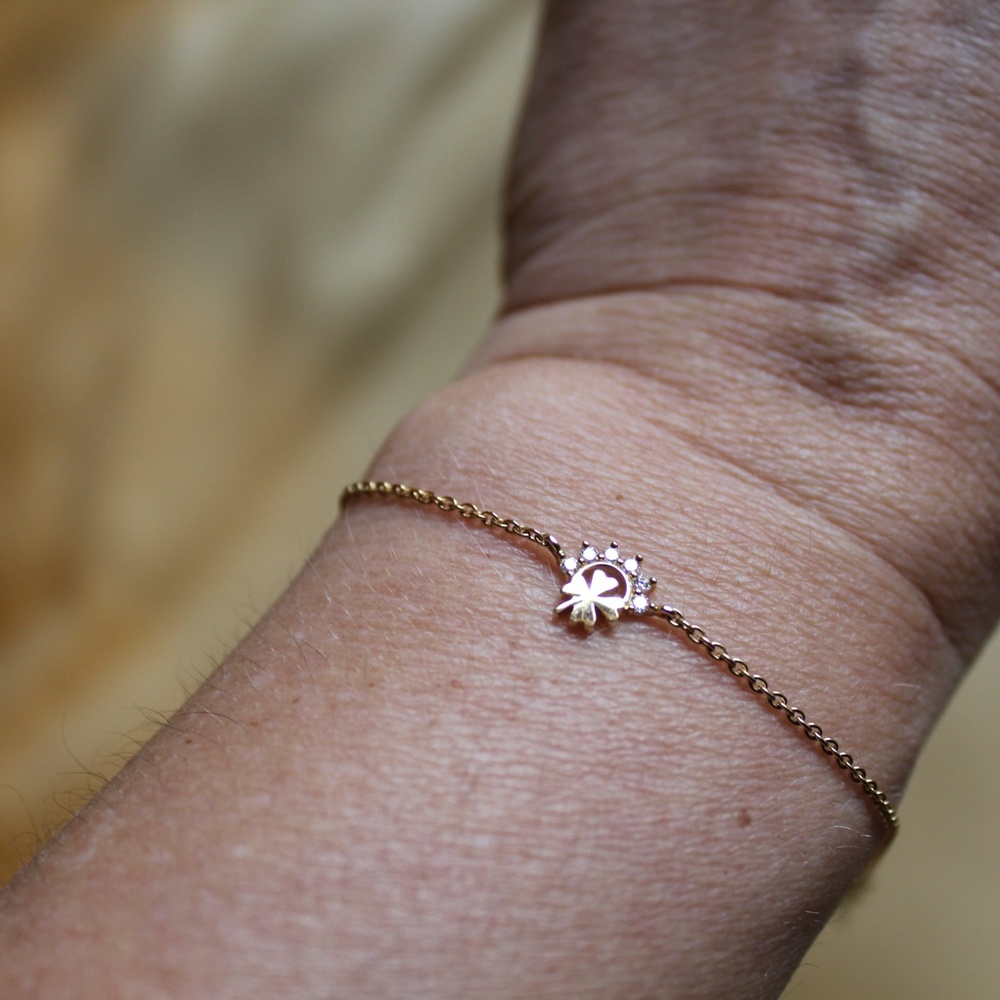 Nouvel Heritage Small Luck Four Leaf Clover Bracelet 18k Yellow Gold Diamonds